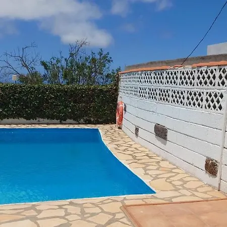Casitas Pereras * Los Llanos De Aridane